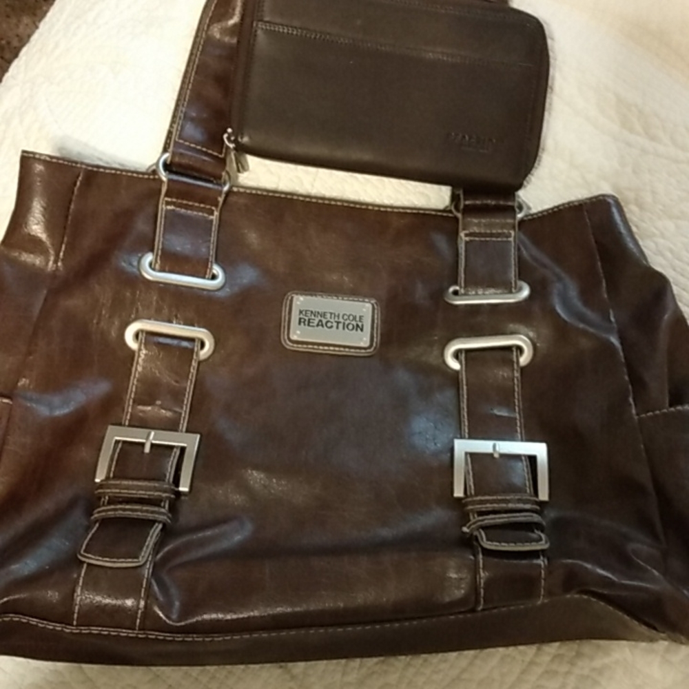 KENNETH COLE REACTION SET
